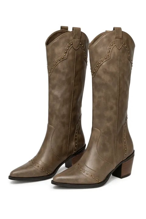 Brown boots