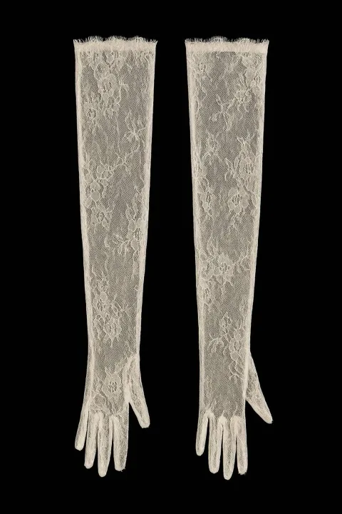 White lace gloves