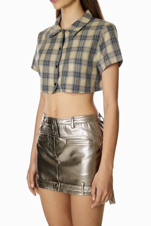 Cropped plaid shirt