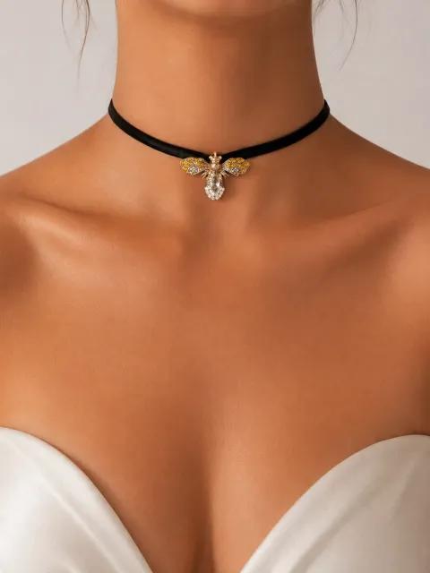 Velvet bee choker