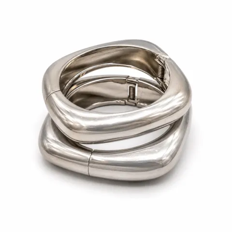 Square metal bracelet
