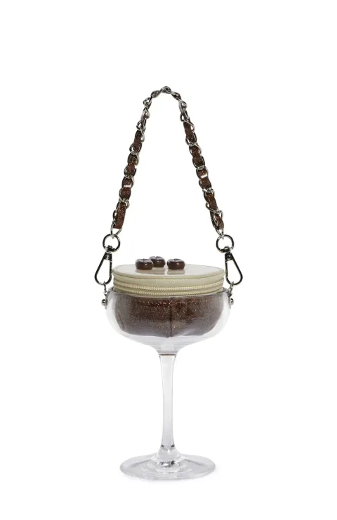 Glass-shaped bag on a chain