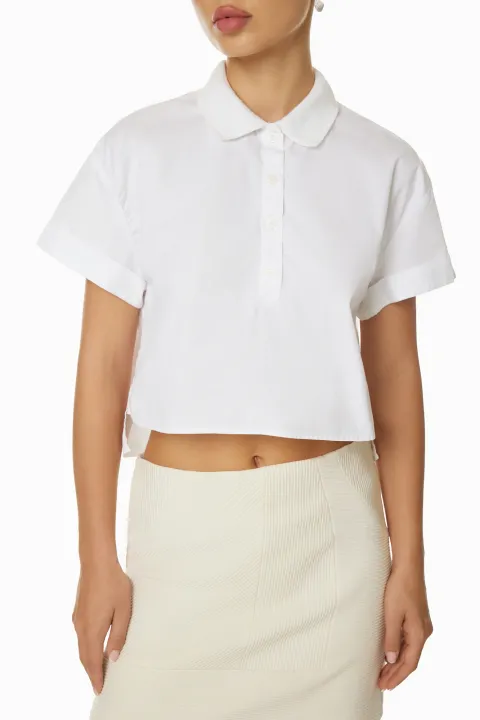 Short white shirt