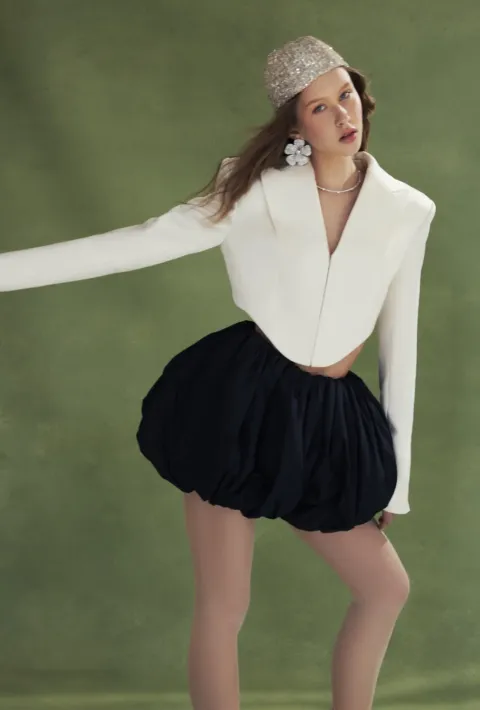 Cropped backless blazer